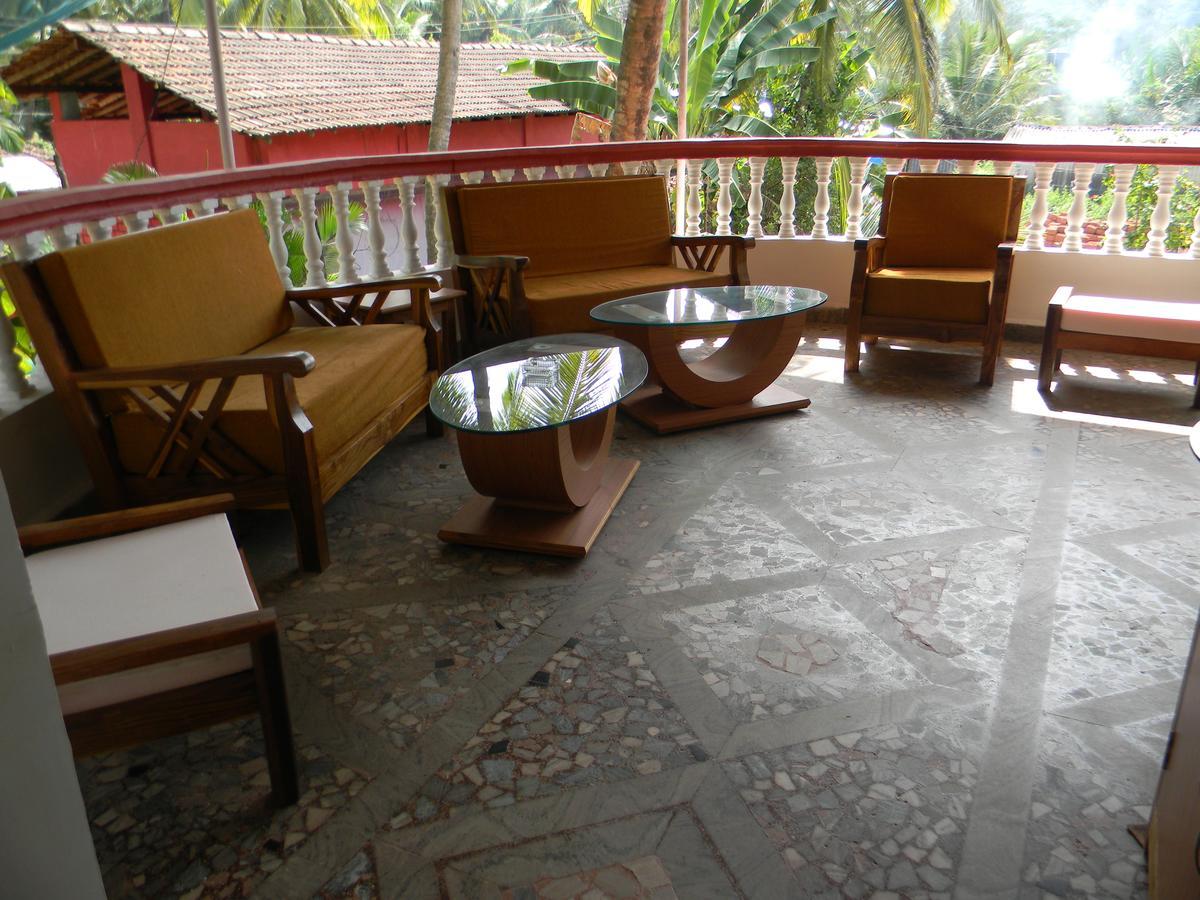 Maria Paulo Guest House Bar And Restaurant 아곤다 외부 사진